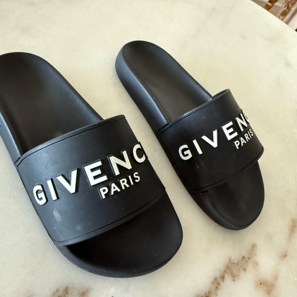 Givenchy slides - Picture 3 of 5